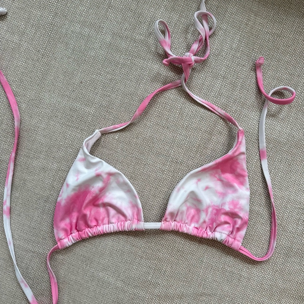 🩷Pink White Tye Dye Bikini Top